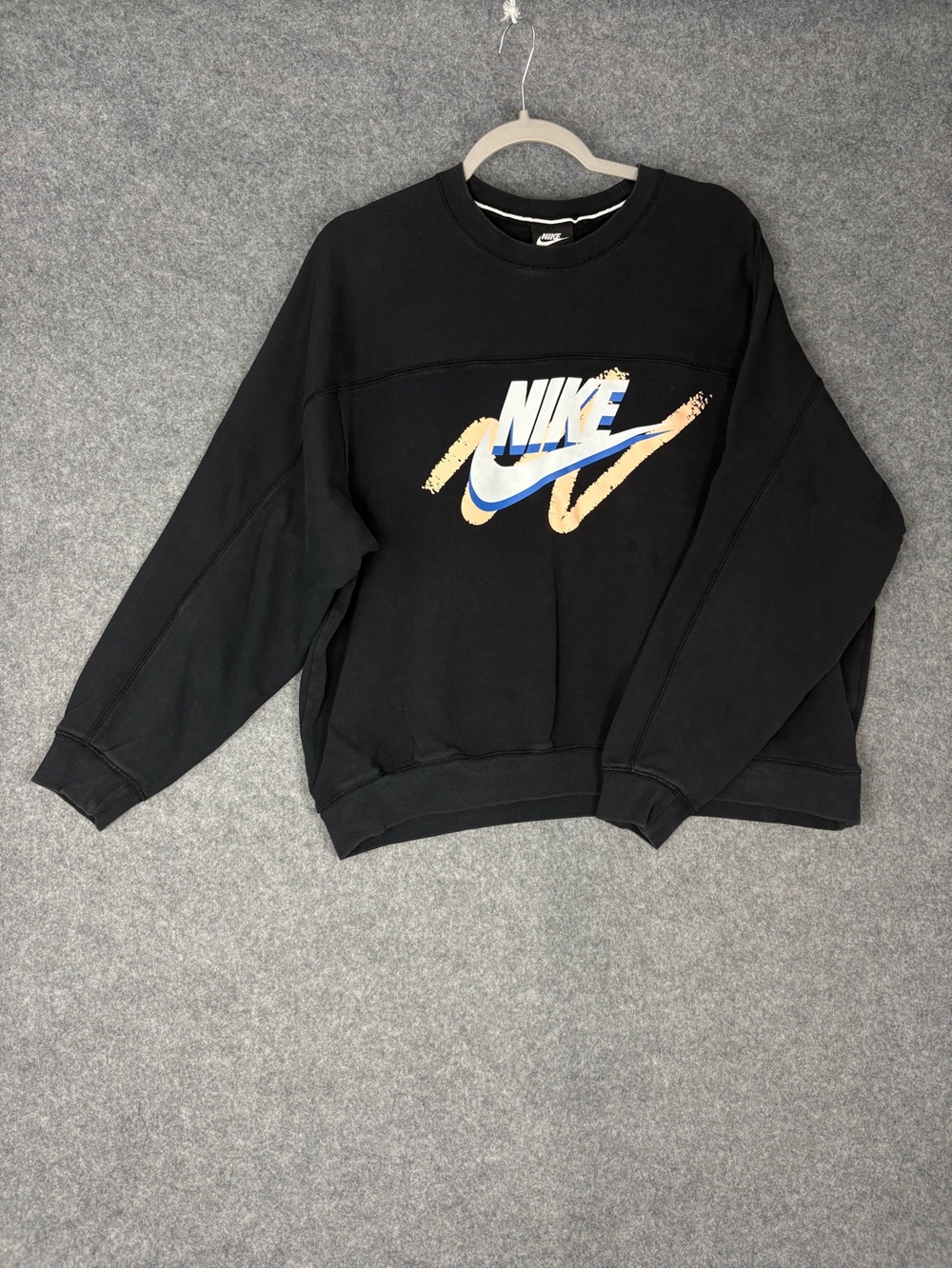 Nike XL Black Oversized Graphic Swoosh Crewneck Sweatshirt Retro Sweetshirt